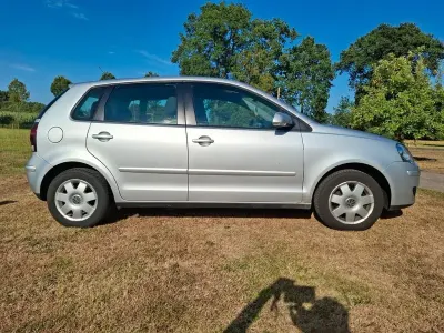 Gebraucht VW Polo 69 PS (50 kW) 2008 Silber Kleinwagen