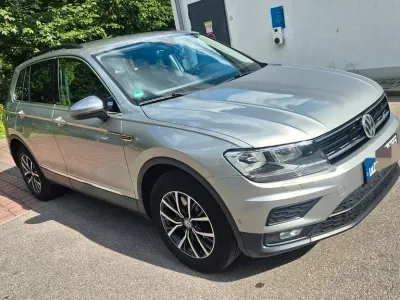 Gebraucht VW Tiguan Comfortline 190 PS (139 kW) 2020 Grau SUV