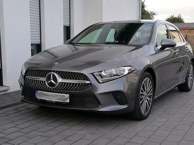 Gebraucht Mercedes A220 Progressive 190 PS (139 kW) 2019 Grau Limousine