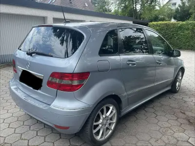 Gebraucht Mercedes B200 Edition 136 PS (100 kW) 2009 Van / Kleinbus