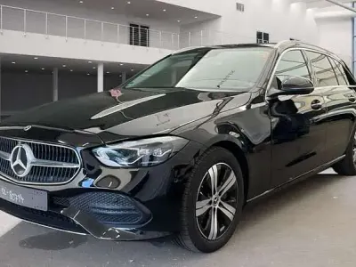 Gebraucht Mercedes C220 220 PS (161 kW) 2023 Schwarz Kombi