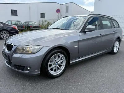 Gebraucht BMW 318 143 PS (105 kW) 2010 Spacegrau metallic Kombi