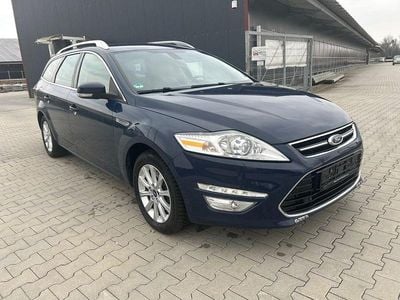 Gebraucht Ford Mondeo Titanium 140 PS (102 kW) 2011 Blau Limousine