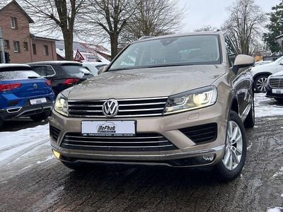 Gold Gebraucht 2016 VW Touareg Terrain Tech SUV | 19.950 € (Guter Preis)