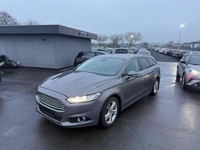 Braun Gebraucht 2015 Ford Mondeo Titanium Limousine | 5.600 €