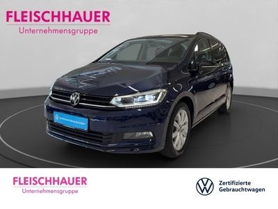 Gebraucht VW Touran Highline 150 PS (110 kW) 2023 Blau Van / Kleinbus