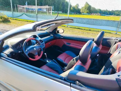 Gebraucht Peugeot 206 109 PS (80 kW) 2006 Silber Cabrio