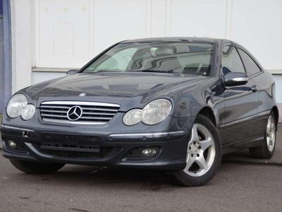 Gebraucht Mercedes C220 150 PS (110 kW) 2008 Tenoritgrau  metalliclack Coupé