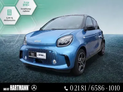 Używany Smart ForFour Electric Drive 60 kW (82 KM) 2021 Niebieski Hatchback