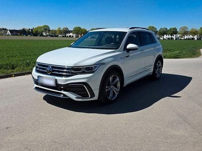 Usata VW Tiguan R-line 150 CV (110 kW) 2021 Bianco SUV