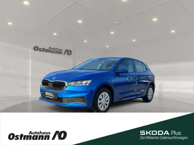 Gebraucht Skoda Fabia Active 65 PS (47 kW) 2023 Raceblau metallic Kleinwagen