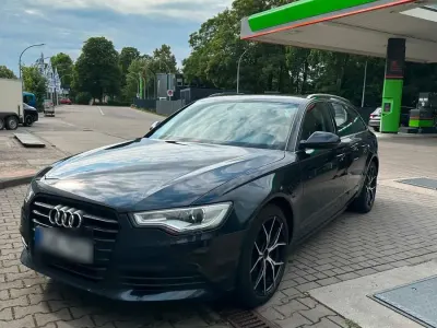 Gebraucht Audi A6 S-Line 204 PS (150 kW) 2012 Blau Kombi