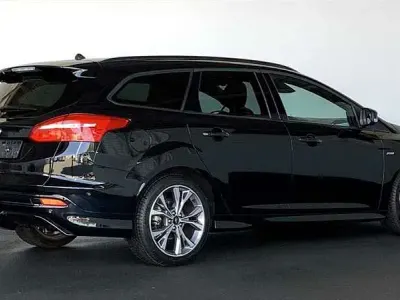 Gebraucht Ford Focus ST-Line 125 PS (91 kW) 2018 Schwarz Kombi