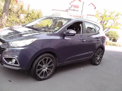 Gebraucht Hyundai ix35 163 PS (119 kW) 2011 Blau SUV