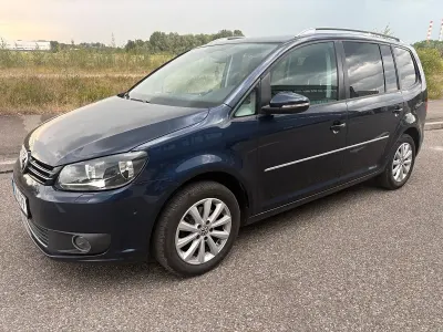Gebraucht VW Touran Highline 105 PS (77 kW) 2012 Blau Van / Kleinbus