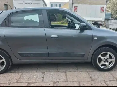 Gebraucht Renault Twingo LIMITED 69 PS (50 kW) 2017 Blau Kleinwagen