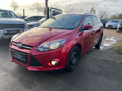 Usata Ford Focus 140 CV (102 kW) 2014 Rosso Station wagon