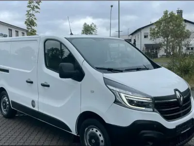 Occasion Renault Trafic 95 ch (69 kW) 2018 Blanc Monospace