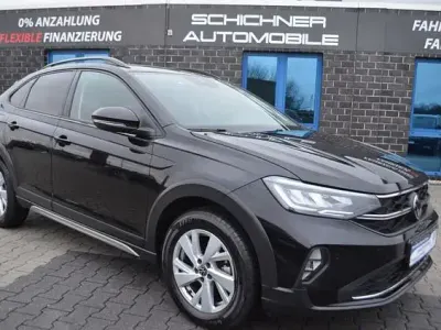 Gebraucht VW Taigo Life 110 PS (80 kW) 2023 Schwarz (deep black perleffekt) SUV