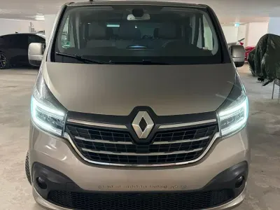 Gebraucht Renault Traffic 145 PS (106 kW) 2019 Beige Van / Kleinbus