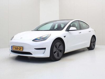 Gebraucht Tesla Model 3 Standard Range 225 kW (306 PS) 2023 Weiß Limousine