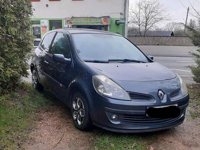 Gebraucht Renault Clio II 112 PS (82 kW) 2007 Grau Limousine