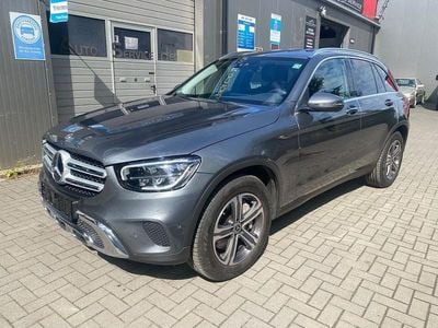 Mercedes GLC300e