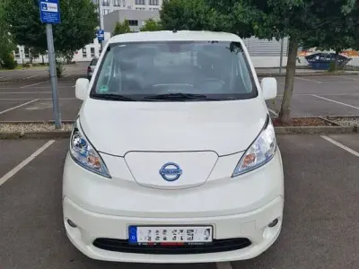 Gebraucht Nissan e-NV200 80 kW (109 PS) 2019 Weiß Van / Kleinbus