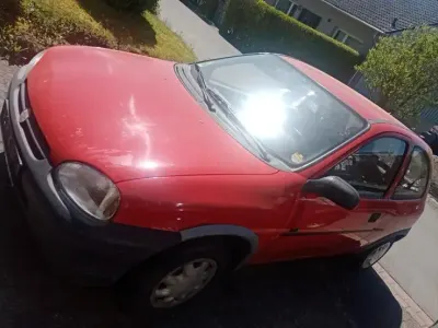 Gebraucht Opel Corsa 55 PS (40 kW) 1996 Rot Kleinwagen