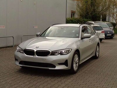 gebraucht BMW 320 i A Touring Advantage , Navi, AHK, LED