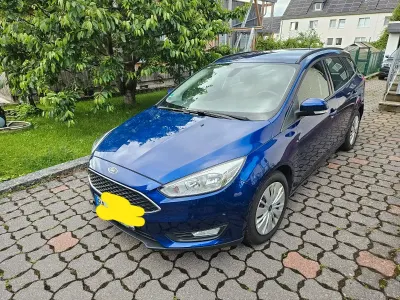 Gebraucht Ford Focus 120 PS (88 kW) 2015 Blau Kombi
