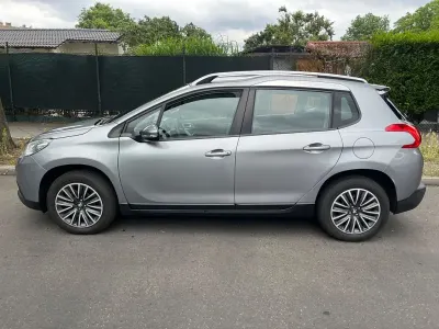 Gebraucht Peugeot 2008 Active 99 PS (72 kW) 2015 Grau SUV