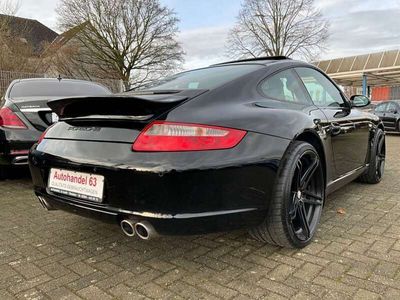 Porsche 911 Carrera