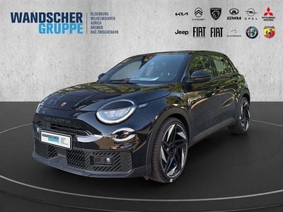 Neu Abarth 600e Turismo 175 kW (238 PS) 2025 Weißschwarz SUV