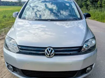Gebraucht VW Golf Plus Cross Match 105 PS (77 kW) 2012 Silber Van / Kleinbus