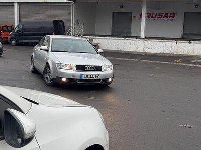 Silber Gebraucht 2001 Audi A4 Limousine | 3.500 € (Teuer)
