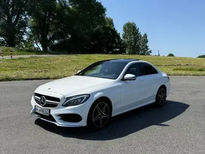 Gebraucht Mercedes C200 Edition 184 PS (135 kW) 2018 Weiß Limousine