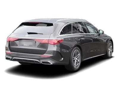 Gebraucht Mercedes E300 AMG 197 PS (144 kW) 2024 Grau