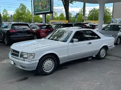 Gebraucht Mercedes 560 272 PS (200 kW) 1987 Weiß Coupé