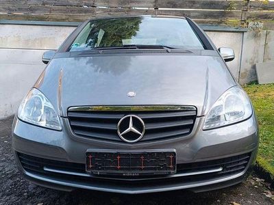 Gebraucht Mercedes A160 95 PS (69 kW) 2011 Grau Limousine