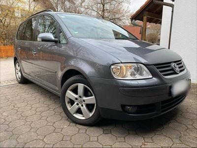 Gebraucht VW Touran 150 PS (110 kW) 2005 Grau Van / Kleinbus