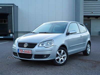 Second-hand VW Polo United 70 CP (51 kW) 2008 Argintiu Hatchback