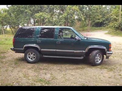 Gebraucht Chevrolet Tahoe LT 250 PS (183 kW) 1996 Grün SUV