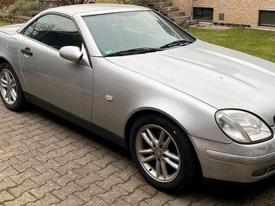 Gebraucht Mercedes SLK200 136 PS (100 kW) 1998 Silber Cabrio
