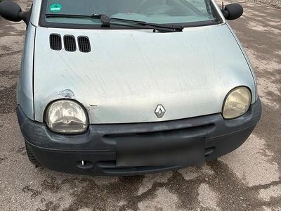 Gebraucht Renault Twingo 58 PS (42 kW) 2004 Silber Kleinwagen