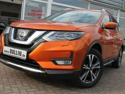 Gebraucht Nissan X-Trail N-Connecta 177 PS (130 kW) 2018 Orange SUV