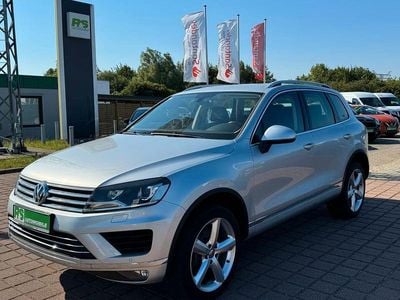 Gebraucht VW Touareg 204 PS (150 kW) 2016 Silber SUV