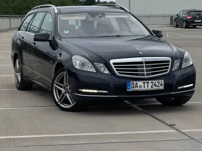 Gebraucht Mercedes E250 204 PS (150 kW) 2011 Limousine