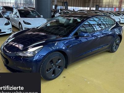 Blau Gebraucht 2021 Tesla Model 3 Long Range RWD Limousine | 28.400 € (Etwas zu teuer)