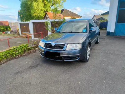 Gebraucht Skoda Superb 163 PS (119 kW) 2007 Grau Limousine